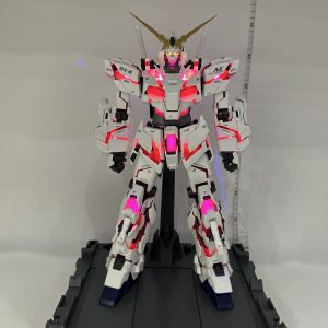 Mô hình lắp ráp PG RX-0 Unicorn Gundam + LED Bandai 1/60