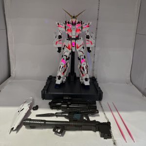 Mô hình lắp ráp PG RX-0 Unicorn Gundam + LED Bandai 1/60 - Ảnh 3